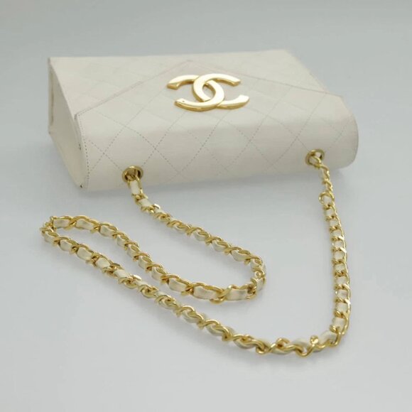 CHANEL Matelasse Big COCO Mark Chain Bag Lamb Skin White Gold CC Auth yk15609AV - Picture 8 of 15